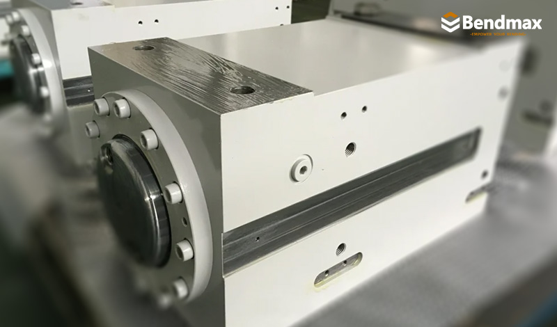 Custom Hydraulic Cylinder Solutions for Press Brakes: Precision, Power, and Long-Term Reliability