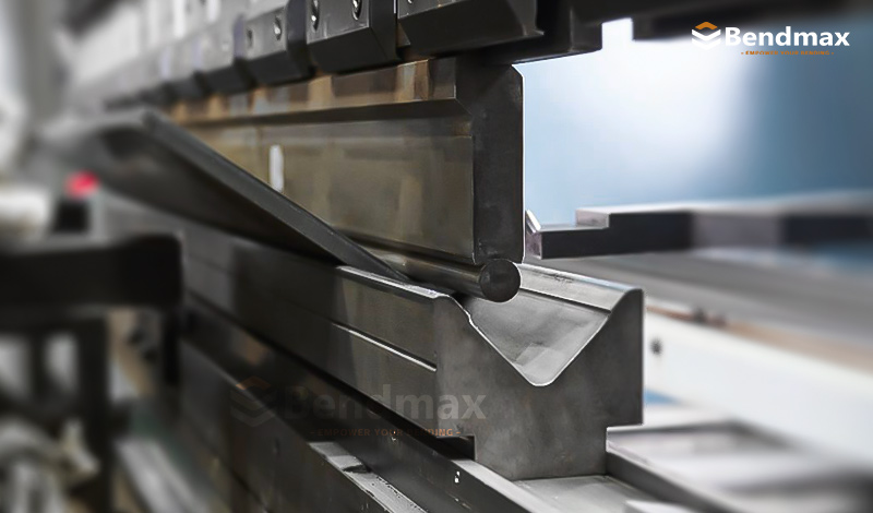 Heavy Duty Press Brake Dies | High Tonnage Bending Tooling - BENDMAX
