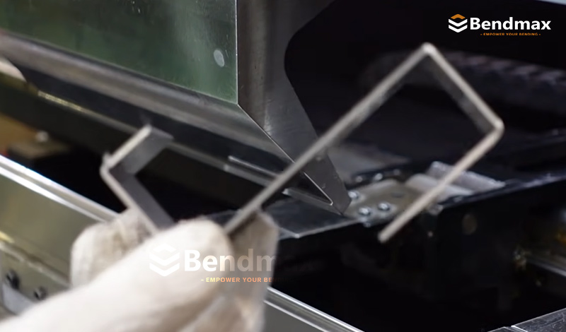How to Calculate Press Brake Tonnage for Different Tooling (Complete Guide 2026)