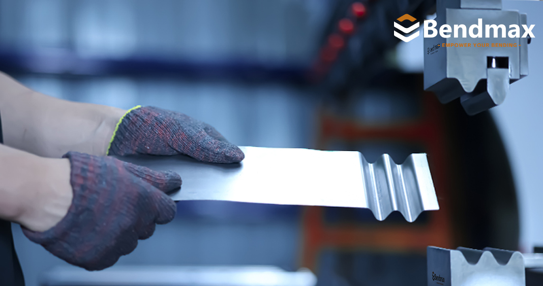Custom Press Brake Tooling &ndash; Bendmax