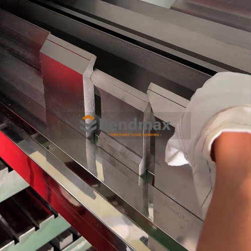 Punch & Die Storage Cabinet Punch & Die Storage Cabinet